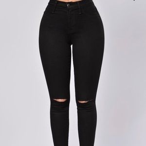 FASHION NOVA CANOPY JEANS